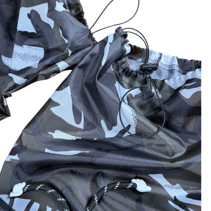 PARACHUTE PANT BLACK CAMO